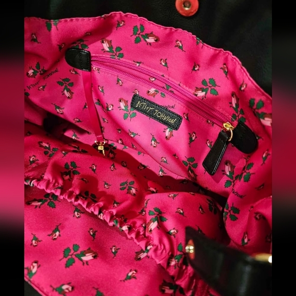 Betsy Johnson Purse - Picture 3 of 3